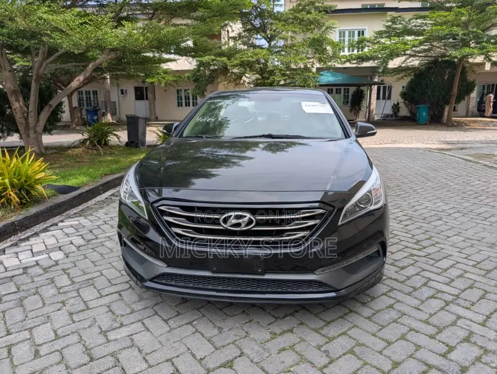 Hyundai Sonata Limited 2.0T Seban (2.0L 4cyl 6A) 2016 Black