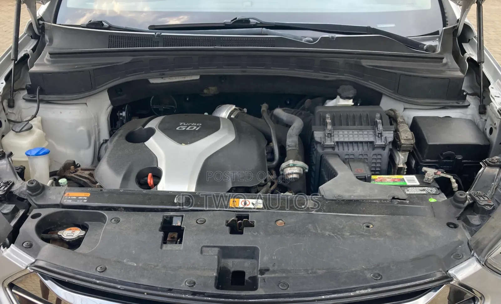 Hyundai Santa Fe Limited 4dr SUV (3.3L 6cyl 6A) 2015 Silver