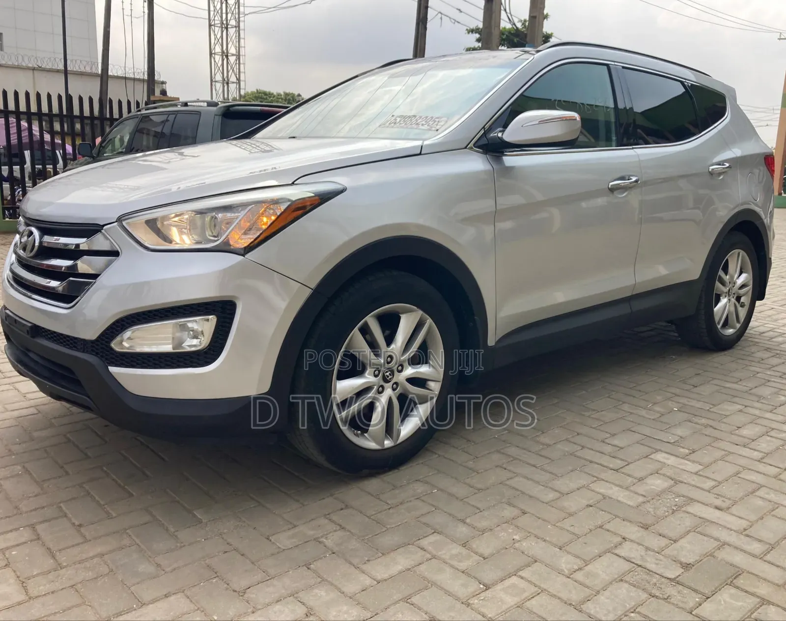 Hyundai Santa Fe Limited 4dr SUV (3.3L 6cyl 6A) 2015 Silver