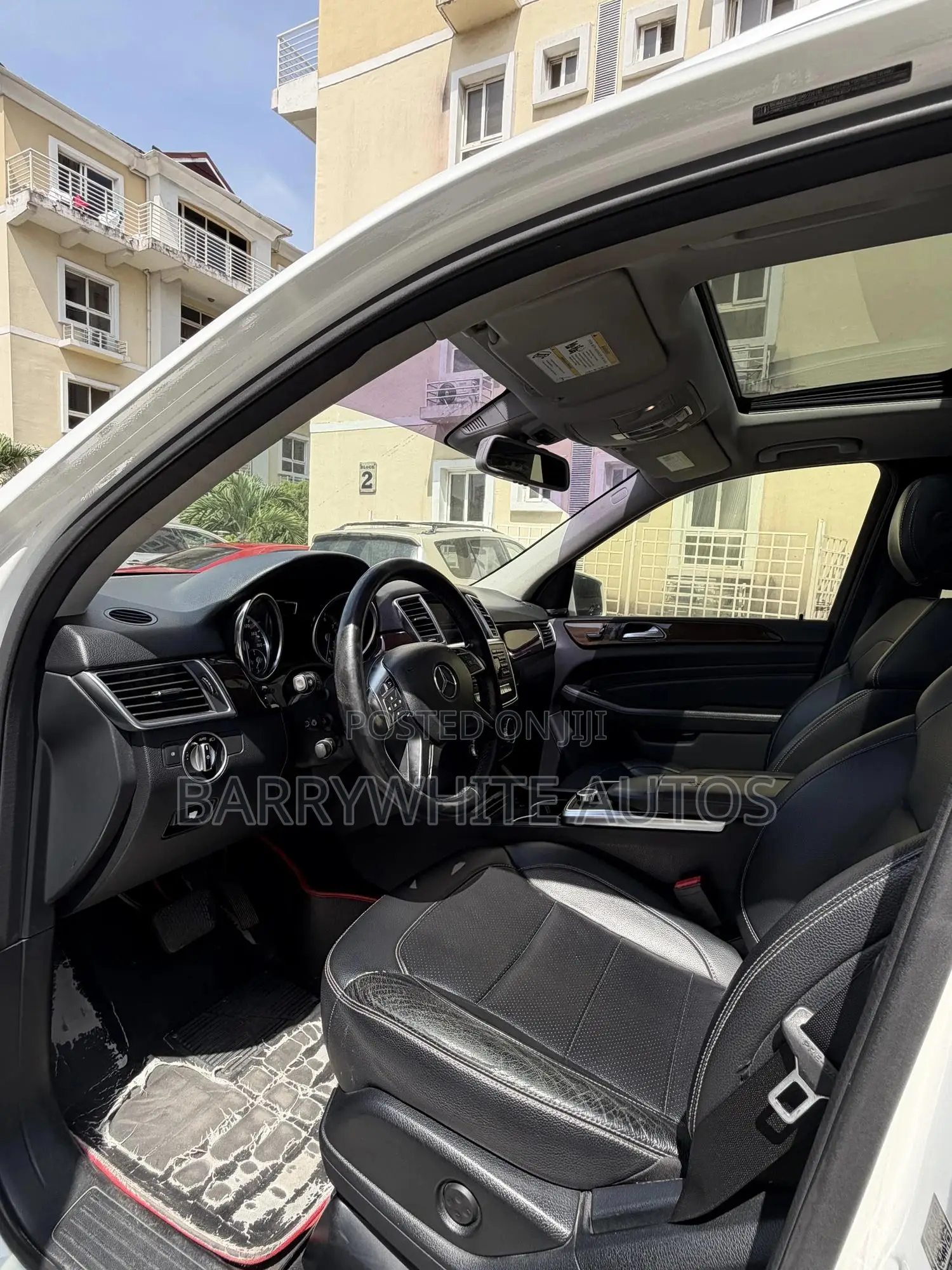 Mercedes-Benz M Class ML350 4dr SUV (3.5L 6cyl 7A) 2015 White