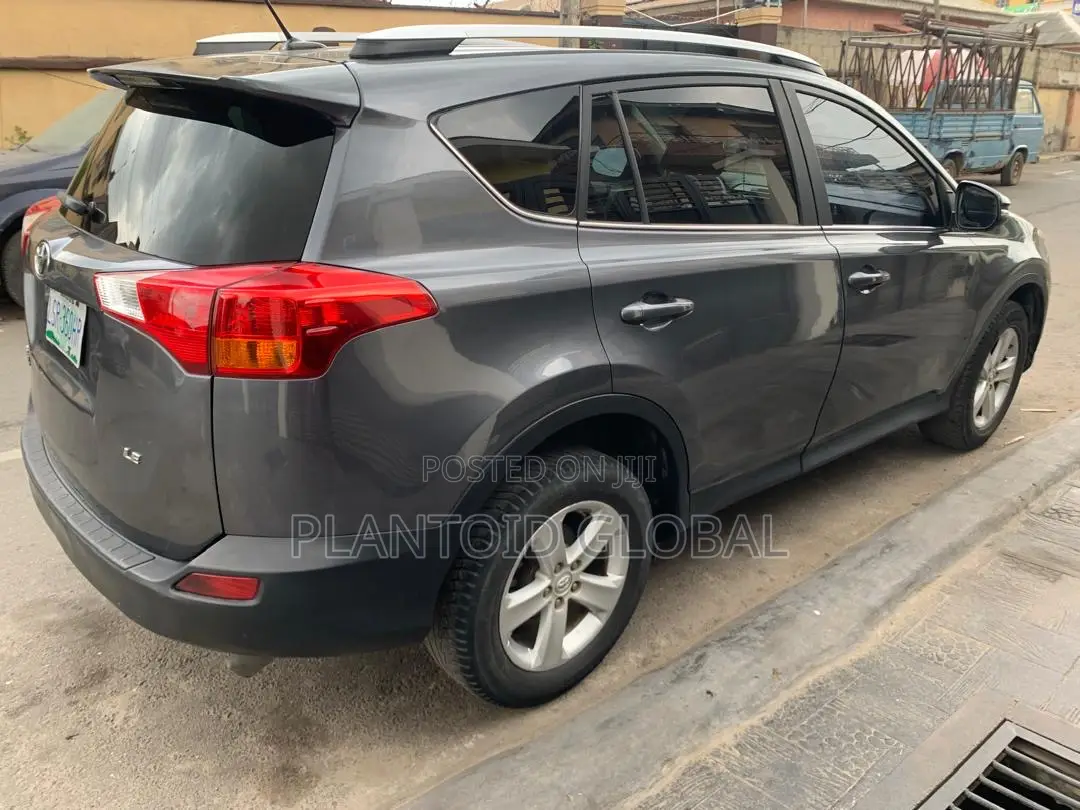 Toyota RAV4 2013 Gray