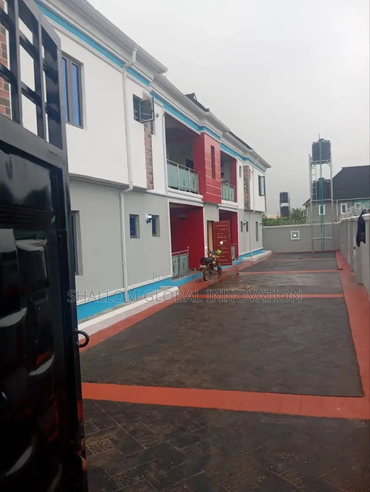 3bdrm Block of Flats in Unity Estates, Akobo for sale