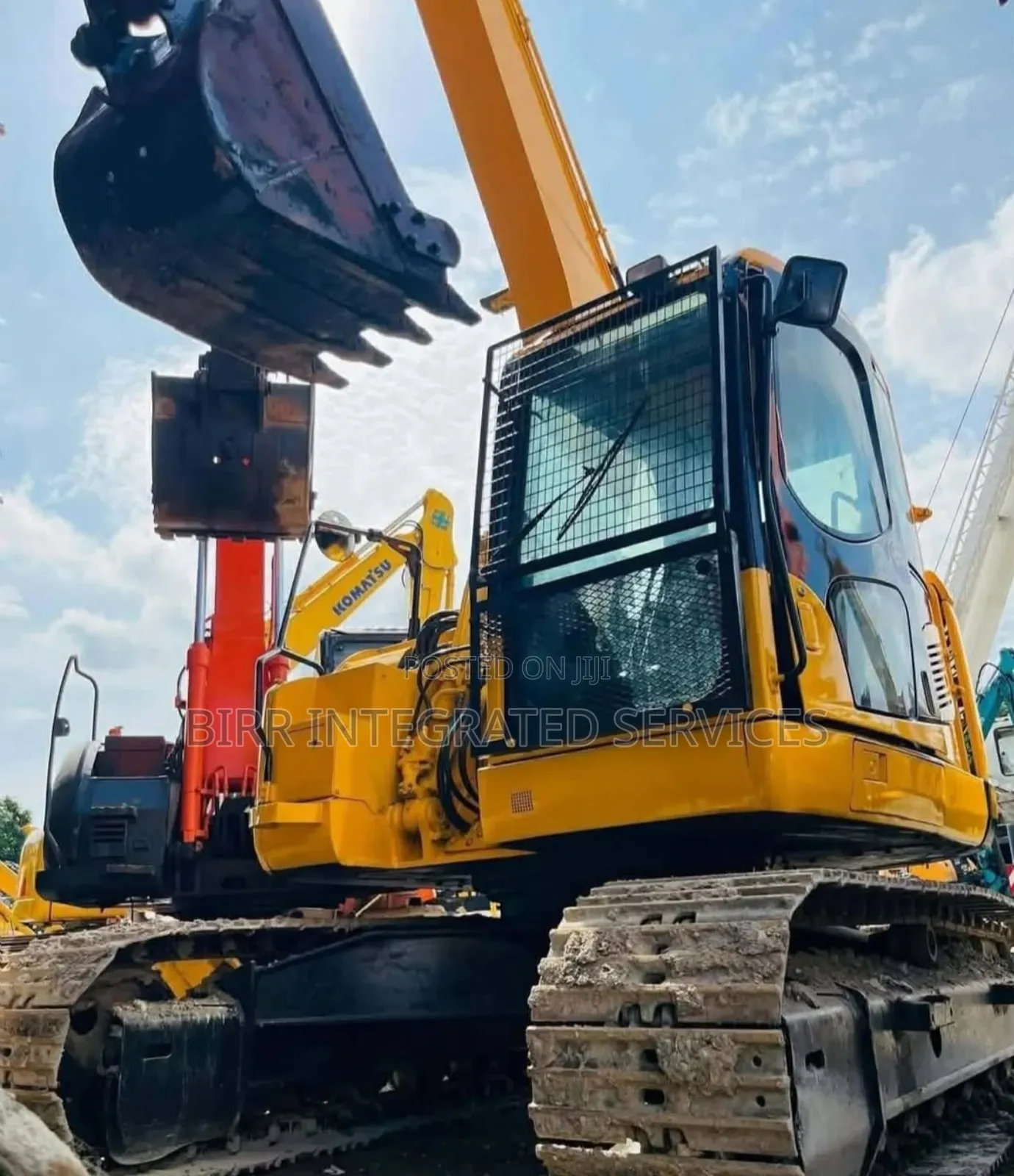 Heavy Duty Equipment Hire, Excavator, Swamp Buggy, Low Bed Hire