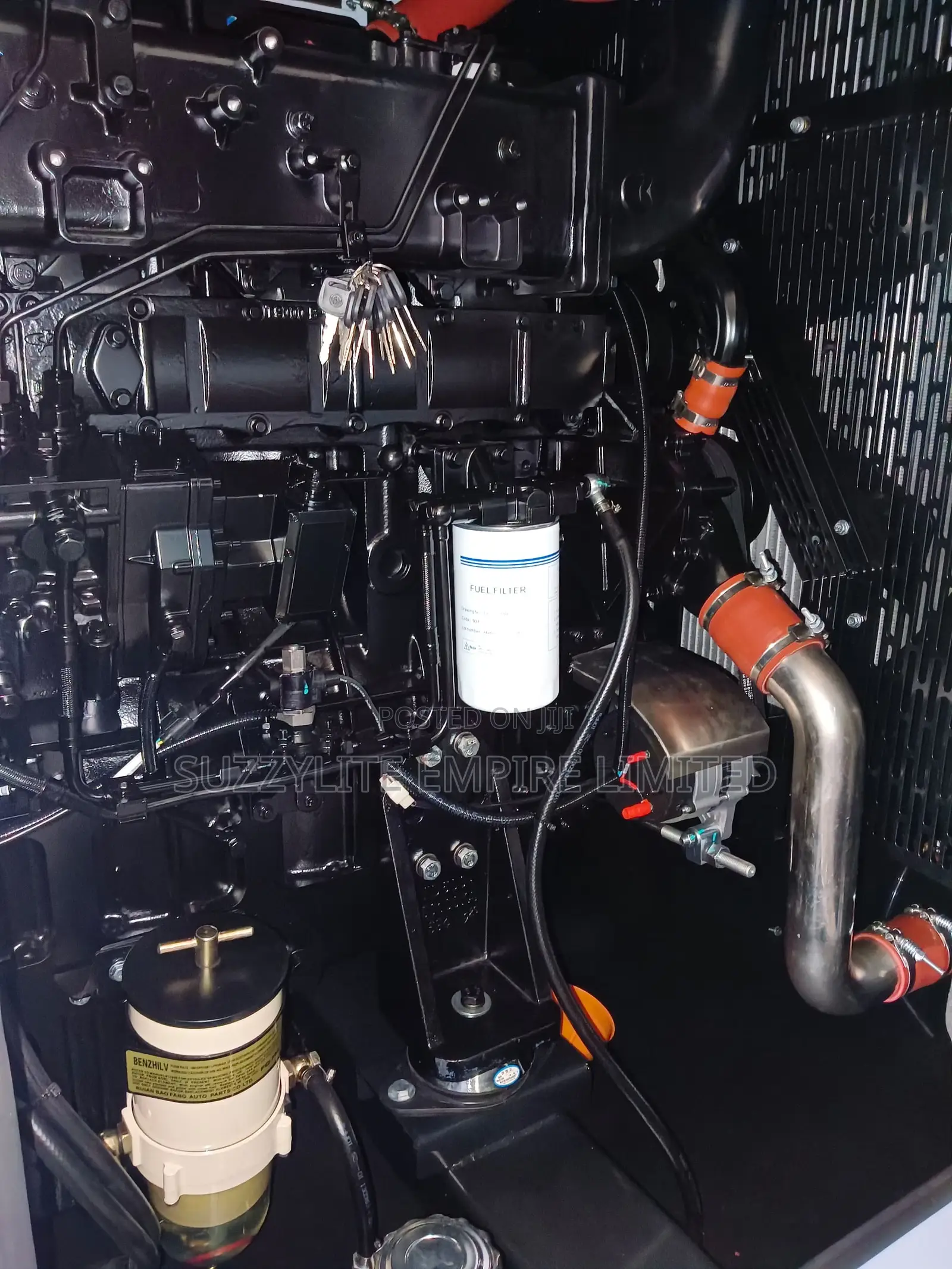 Perkins 700kva Soundproof England Engine Generator Copper Coil