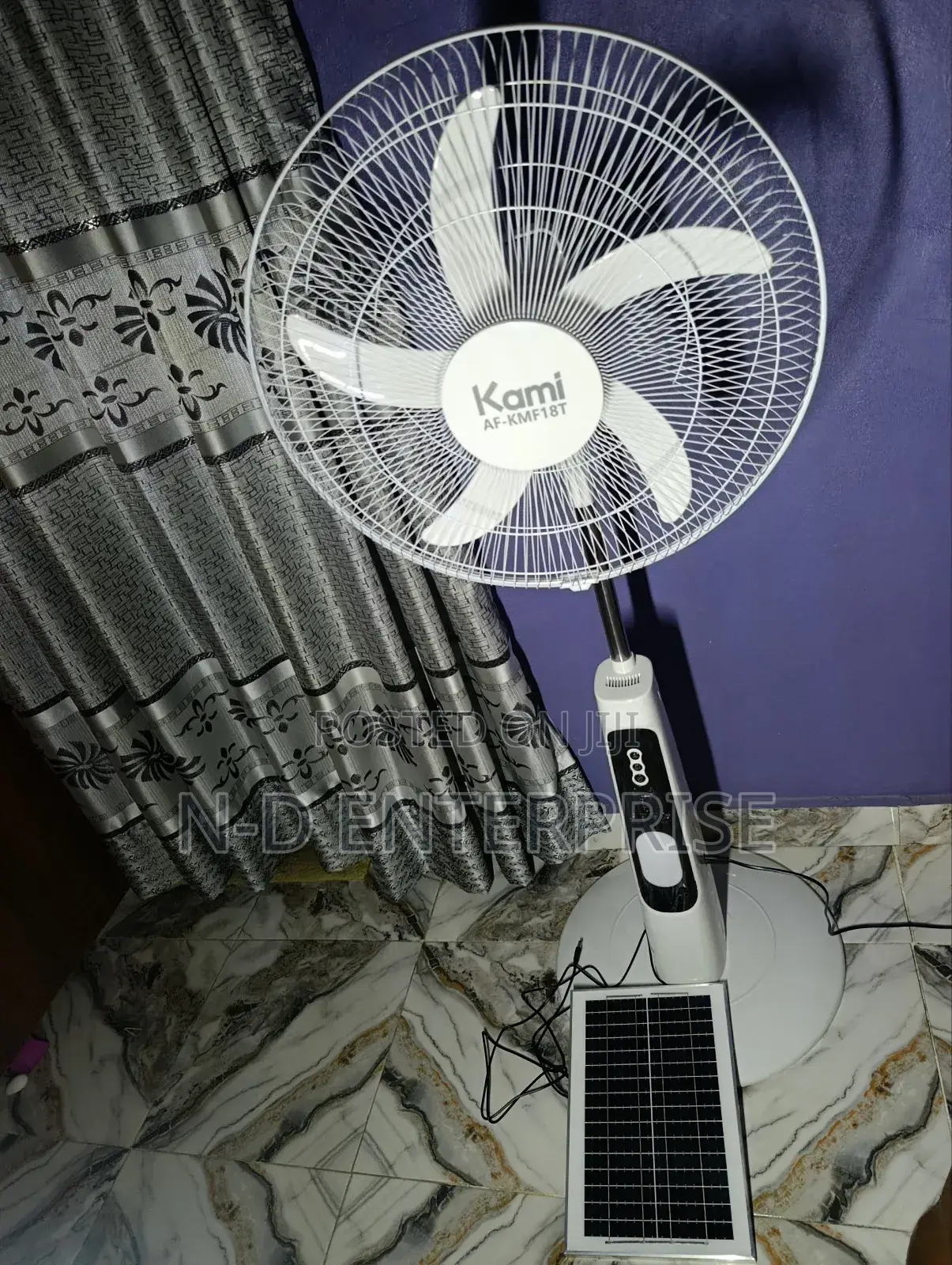 Rechargeable Standing Fan 18 Inches