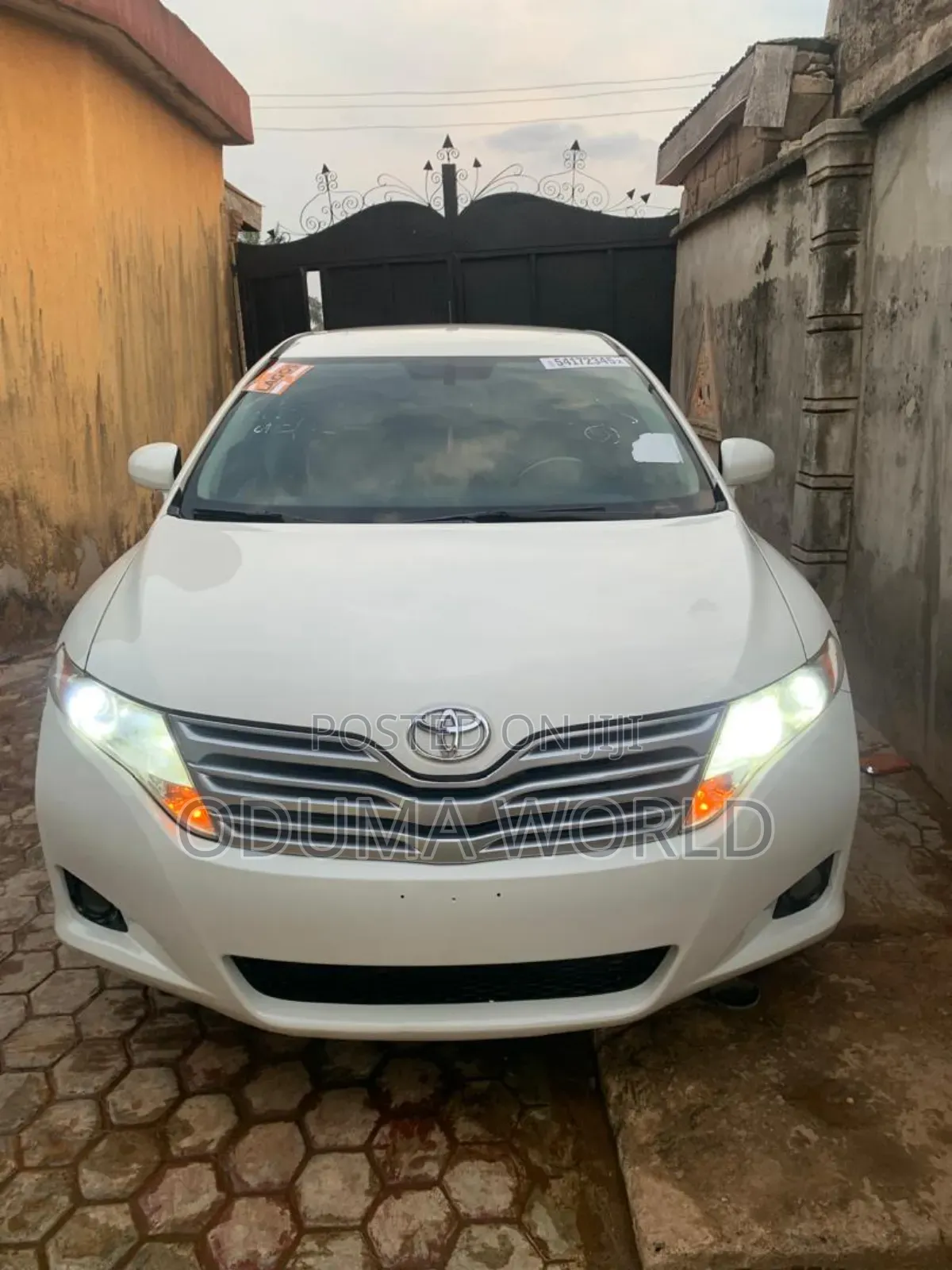 Toyota Venza XLE 2011 Black