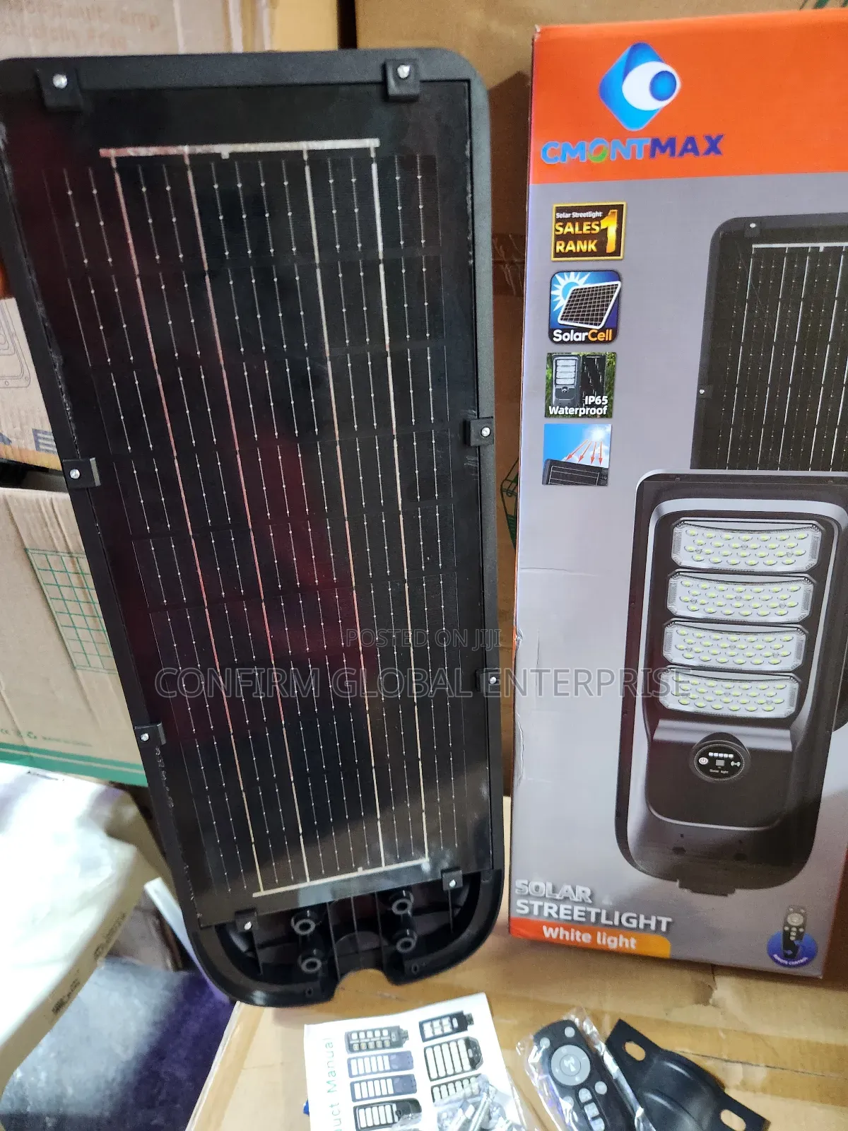 Powerful Solar Led Solar Street Light With Remote and Accessories