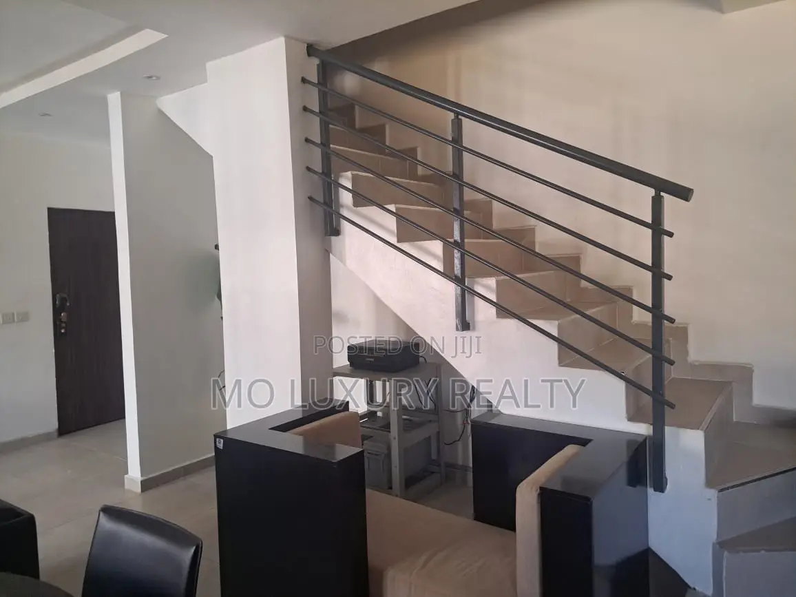 2bdrm Maisonette in Lekki Phase 1 for rent