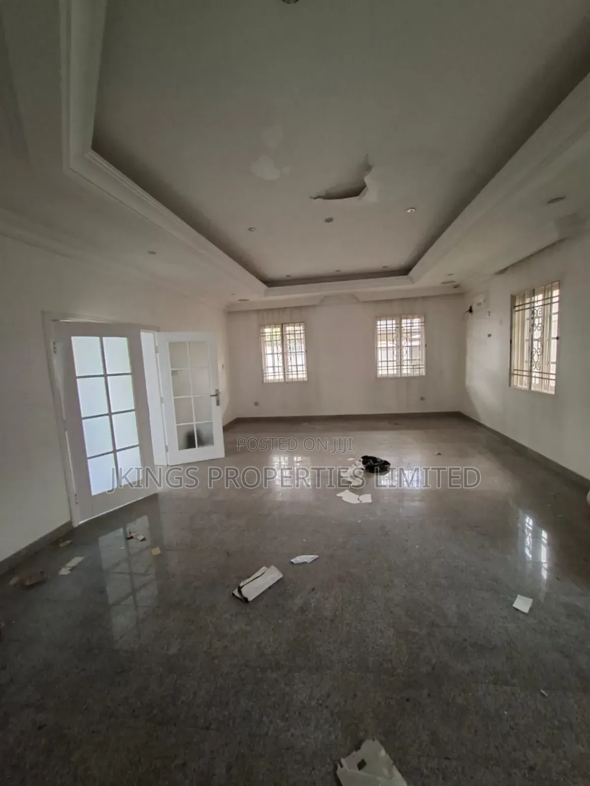 4bdrm Duplex in Obanikoro for sale