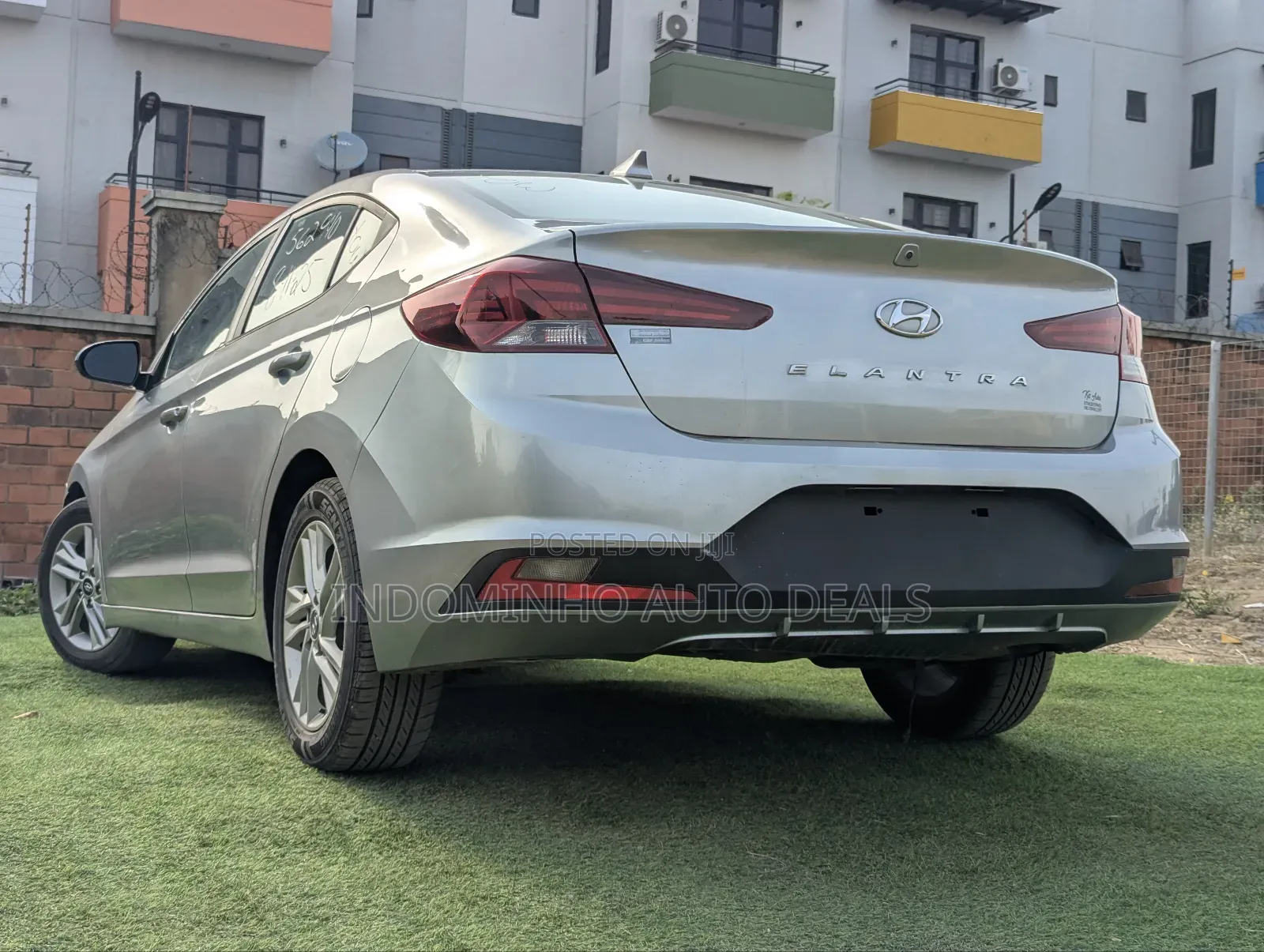 Hyundai Elantra SEL 2019 Silver