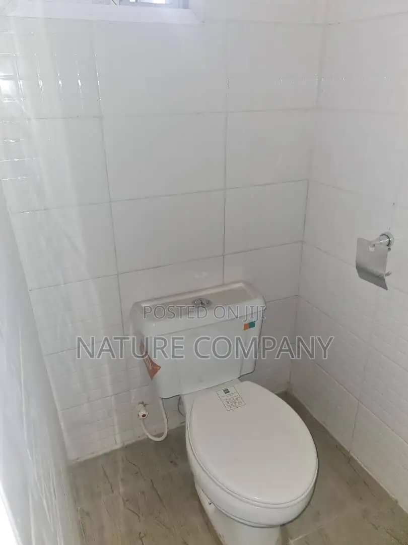 3bdrm Block of Flats in Ikeja Gra for rent