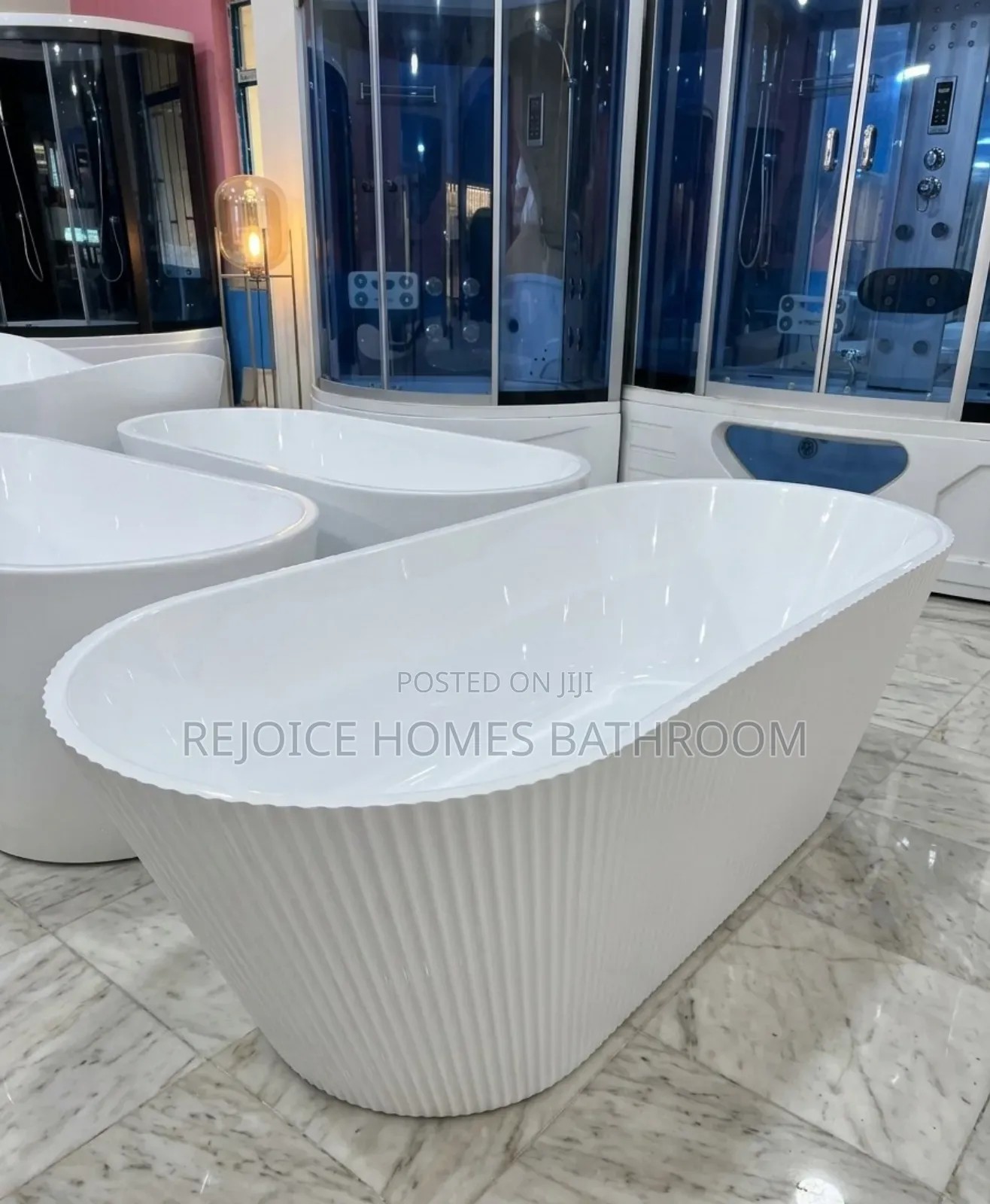White Modern Oval Free-Standing Fluted Acrylic Bathtub Line Design