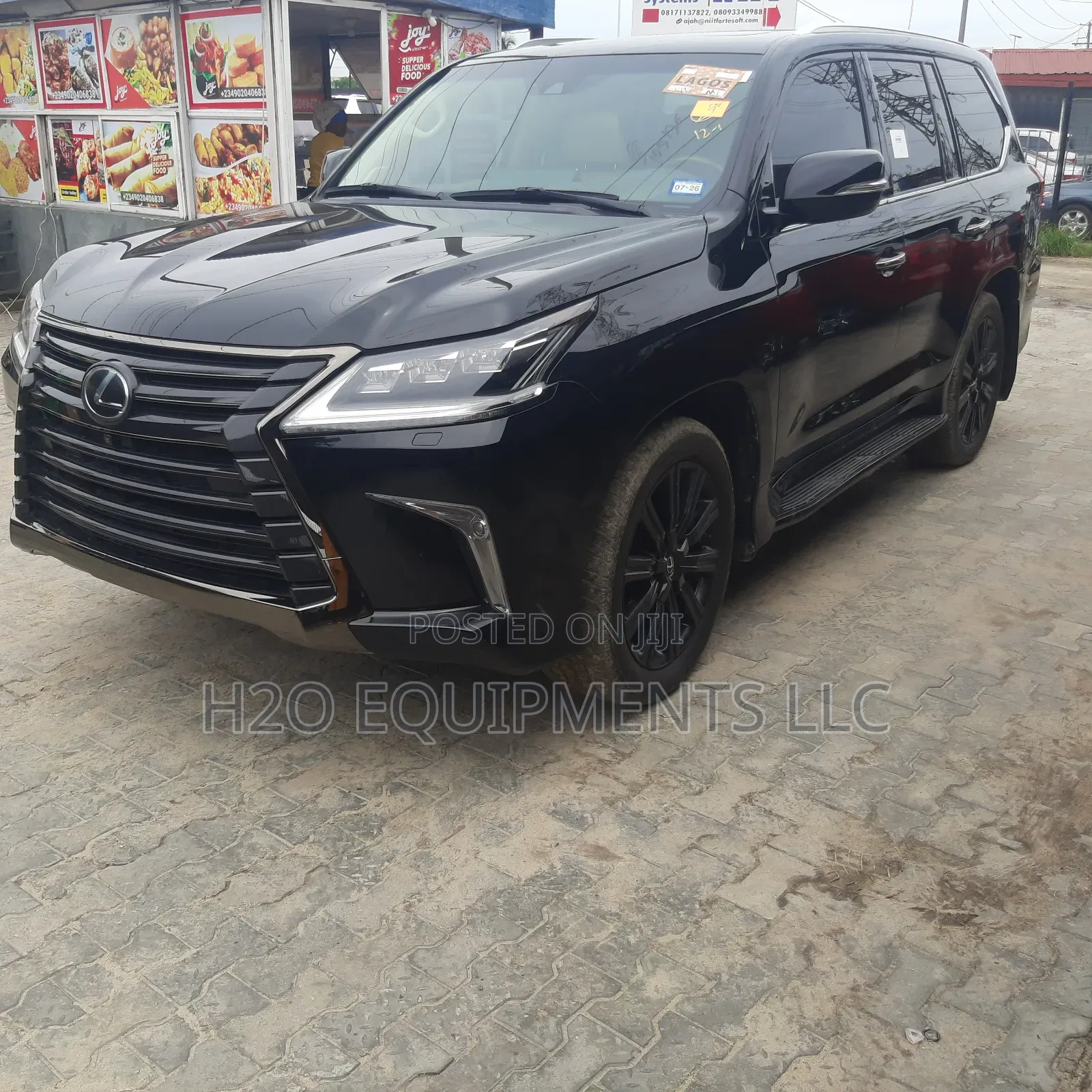 Lexus LX 570 (5 seats) AWD 2018 Black