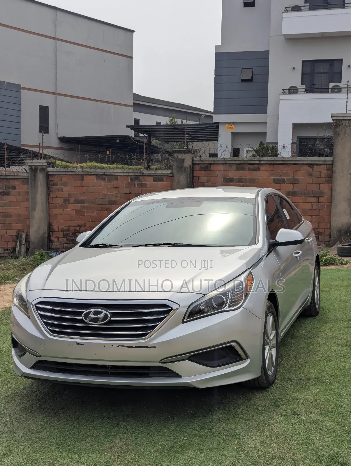 Hyundai Sonata Sport Sedan FWD (2.4L 4cyl 6A) 2016 Silver
