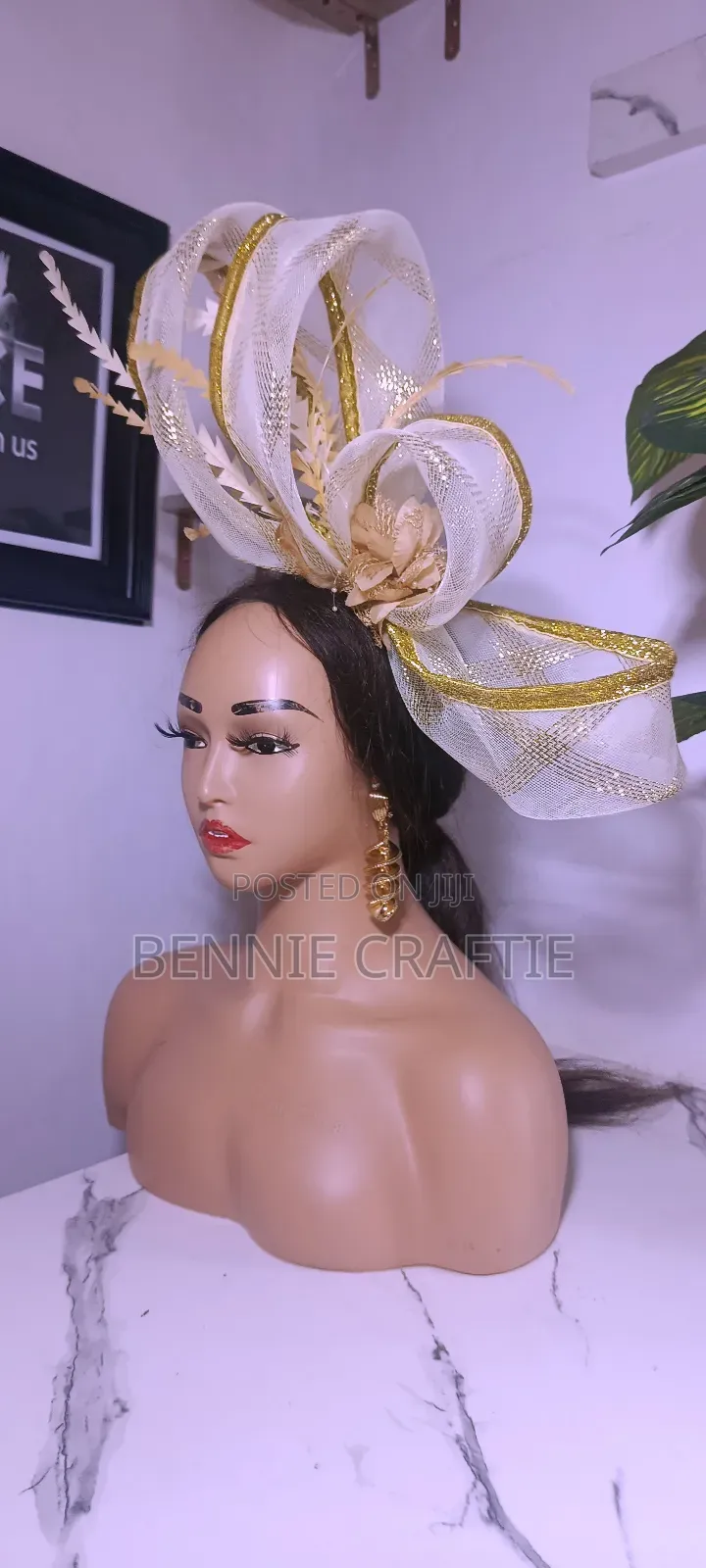 Gold Fascinator