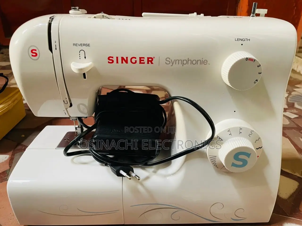 Singer Symphonie Electric Sewing Machine