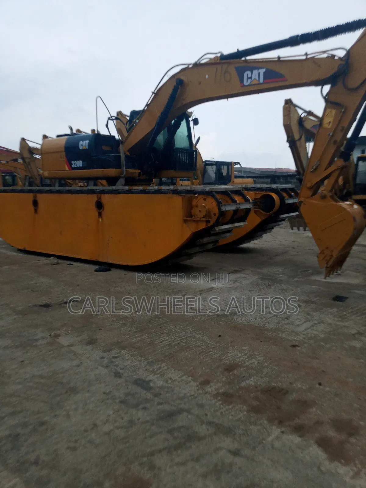 320d Caterpillar Swampbuggy Direct Tokunbo.