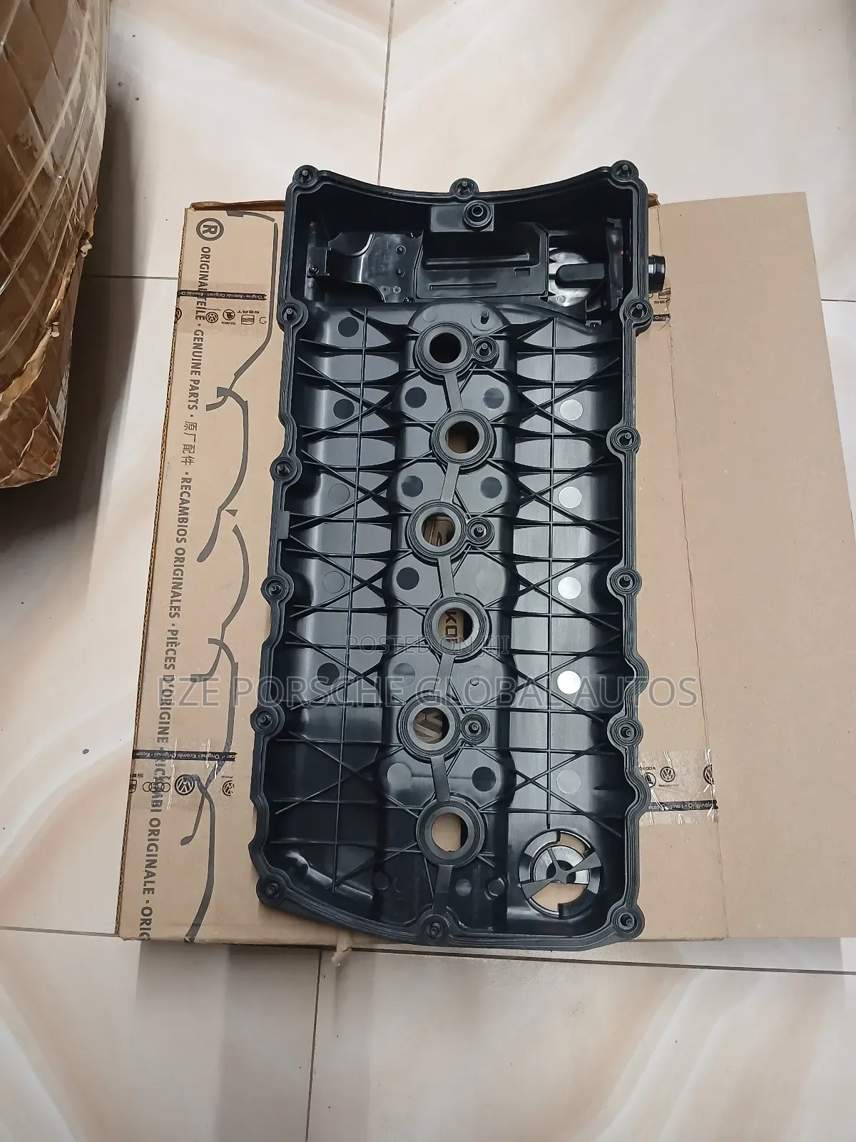 Engine Top Cylinder Cover for V6 3.6 for Porsche Cayenne,Touareg Q7