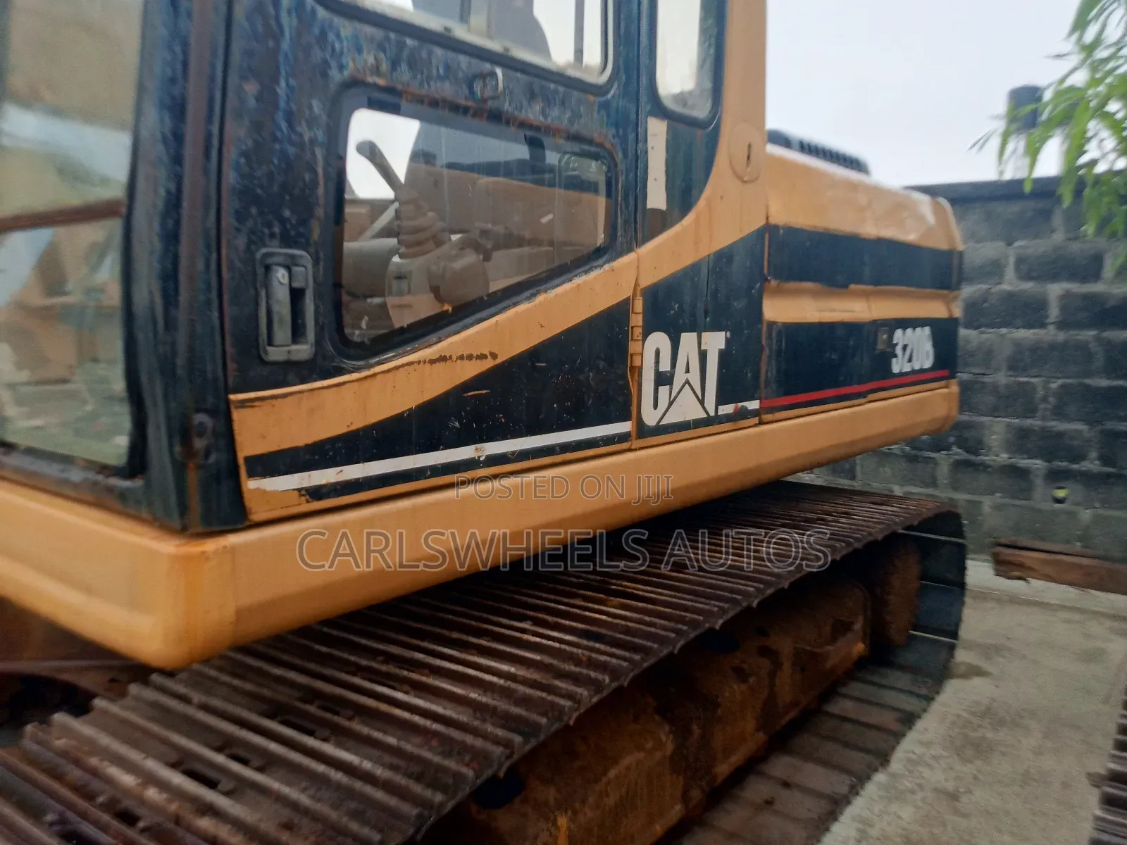 320b Caterpiller Excavator Tokunbo Foreign Used.