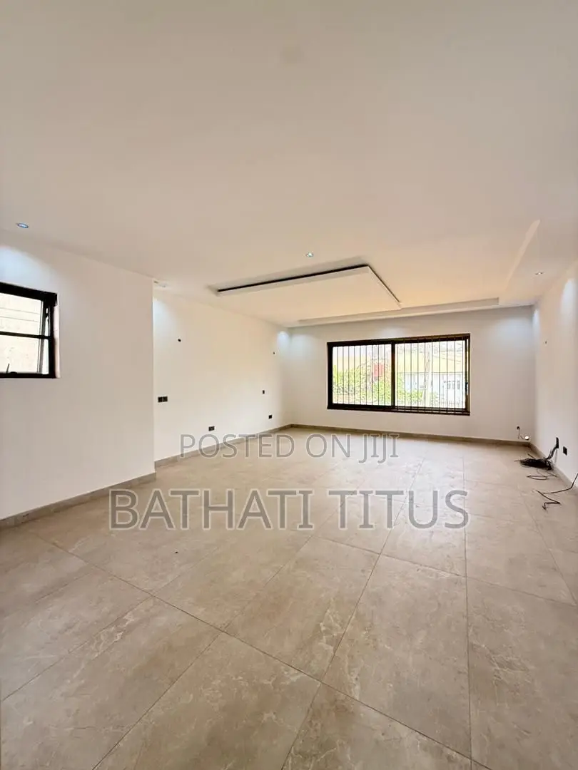 4bdrm Duplex in Maitama for sale