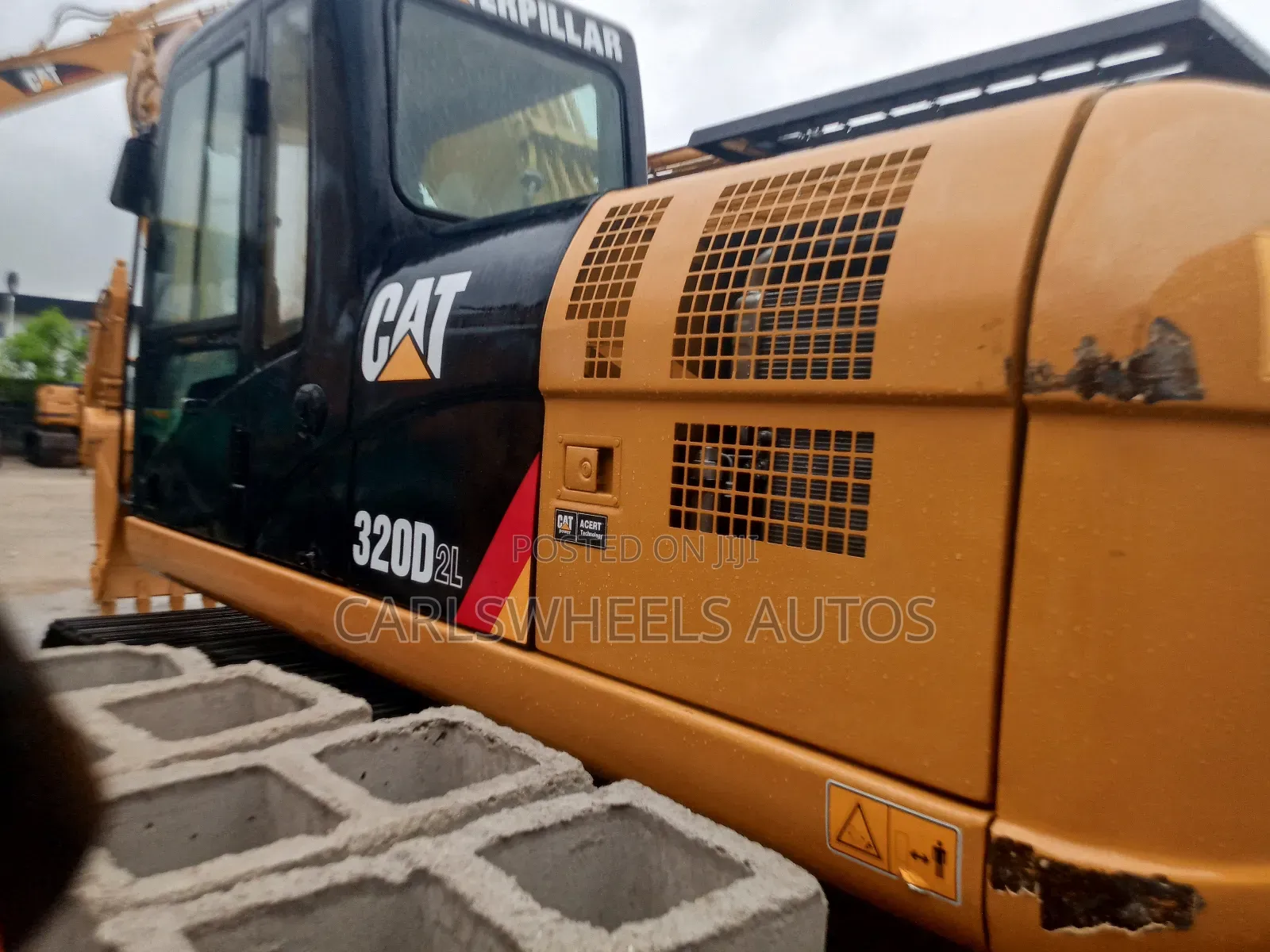 320d Fresh Foreign Used Caterpillar Excavator.