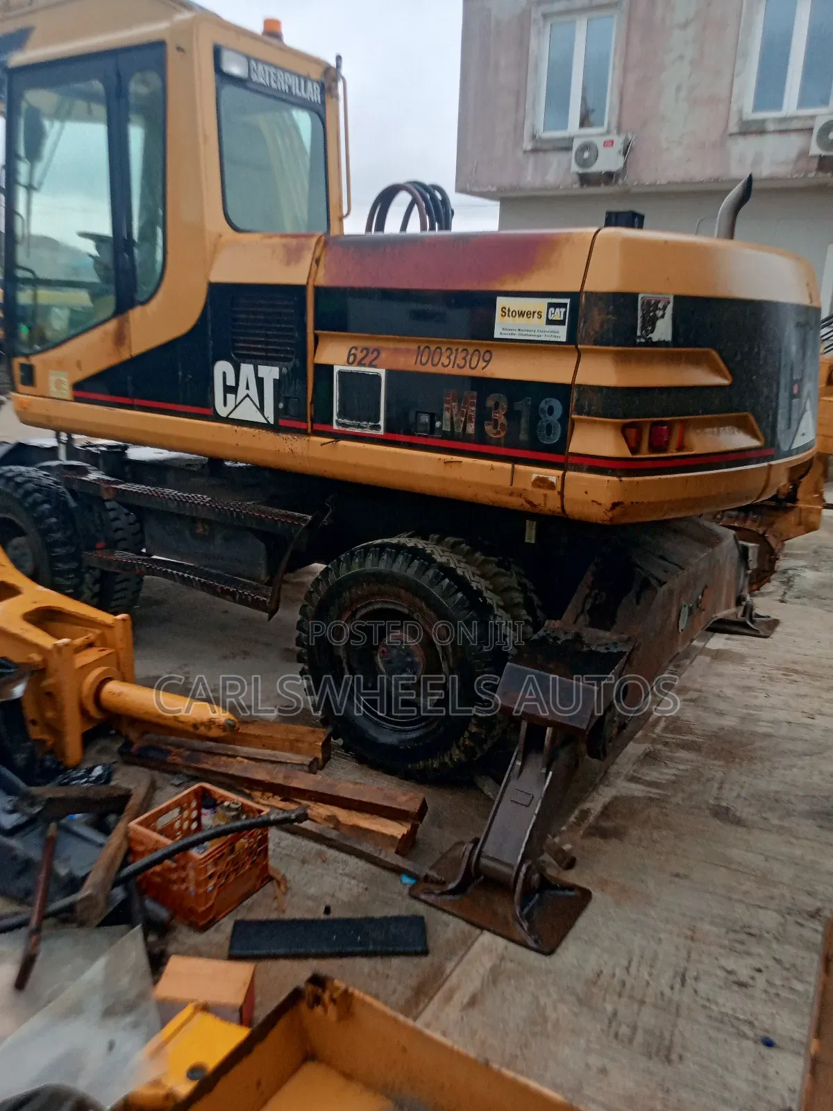 M318 Foreign Used Caterpillar Excavator.