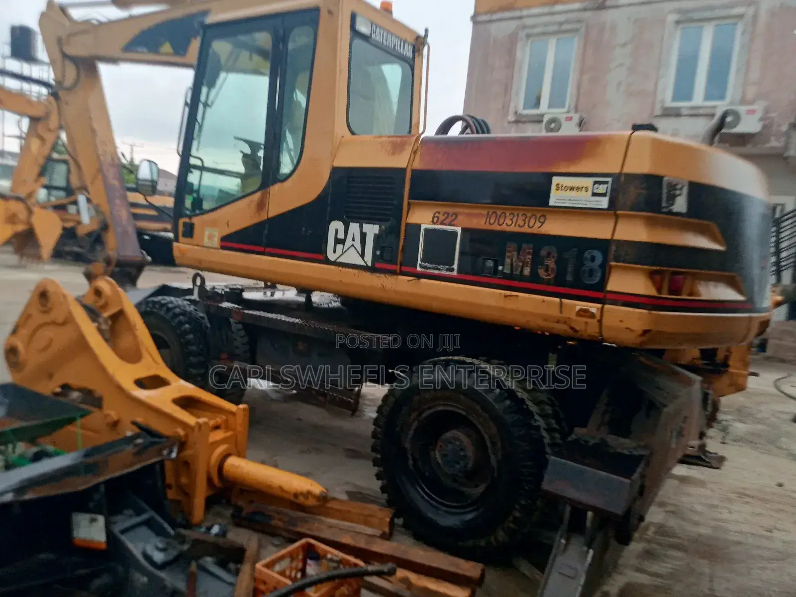 M318 Foreign Used Caterpillar Excavator.