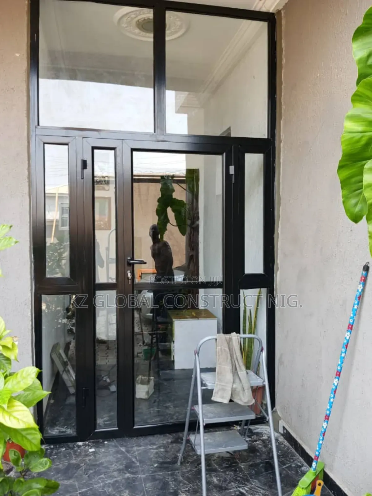 Aluminum Entrance Door With Fix Light