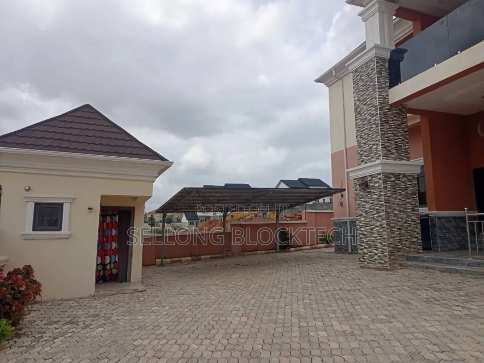 5bdrm Duplex in Asokoro for rent