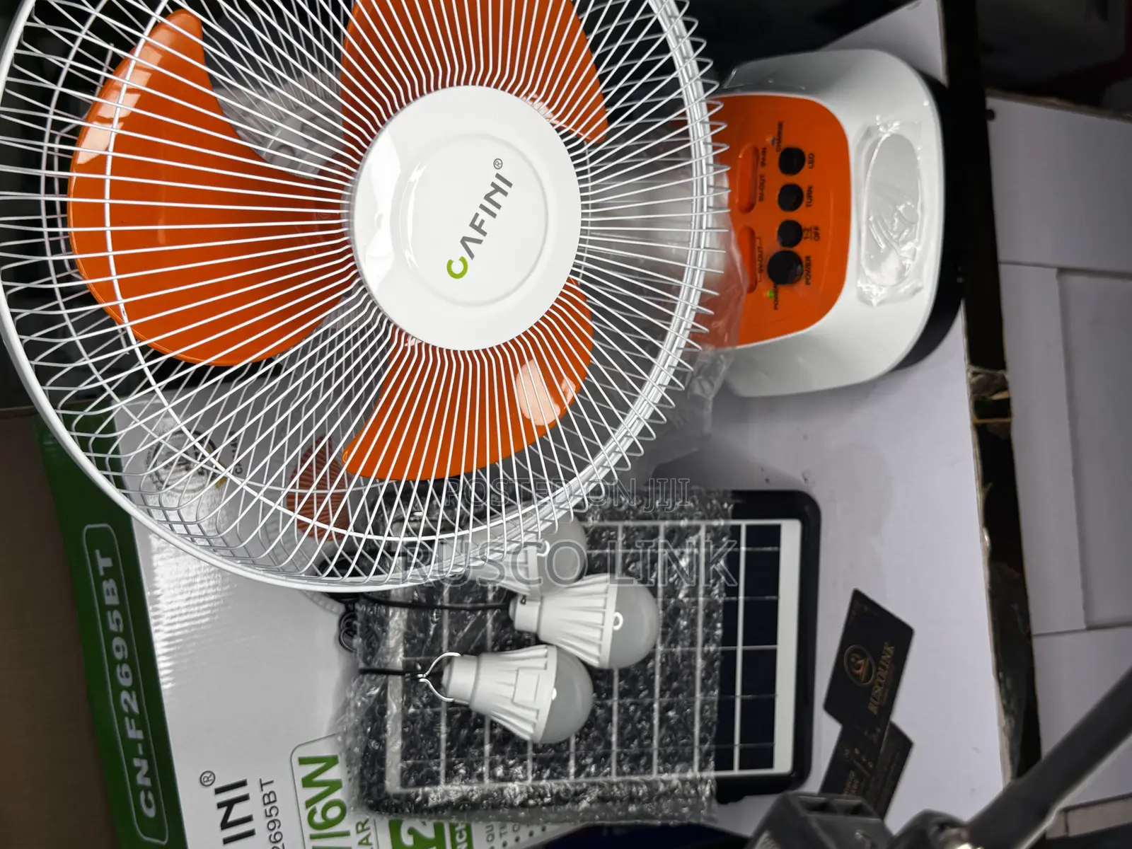 12 Inches Rechargeable Solar Table Fan