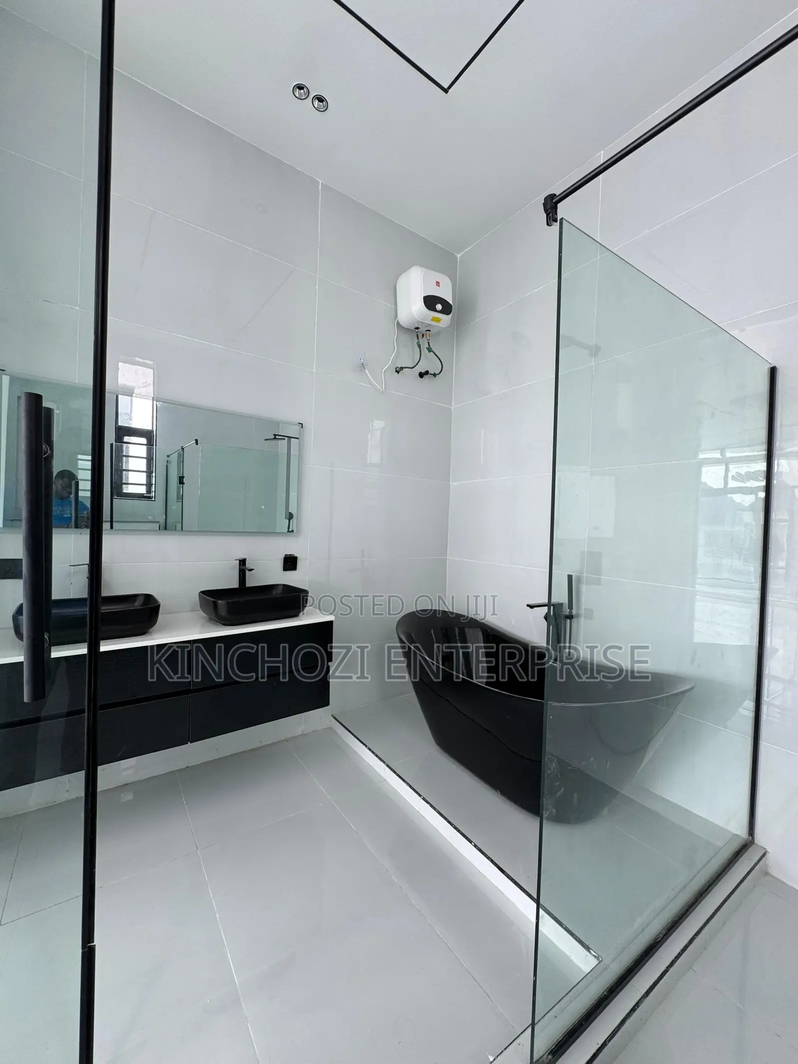 5bdrm Duplex in Sangotedo for sale