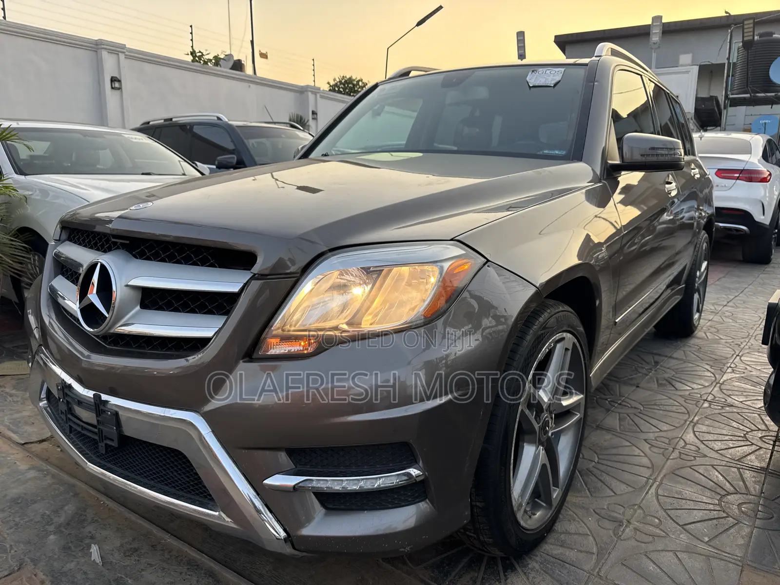 Mercedes-Benz GLK-Class 350 4MATIC 2013 Brown
