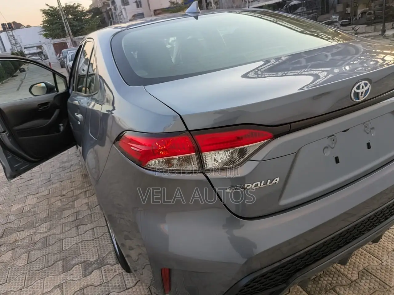Toyota Corolla Hybrid LE 2023