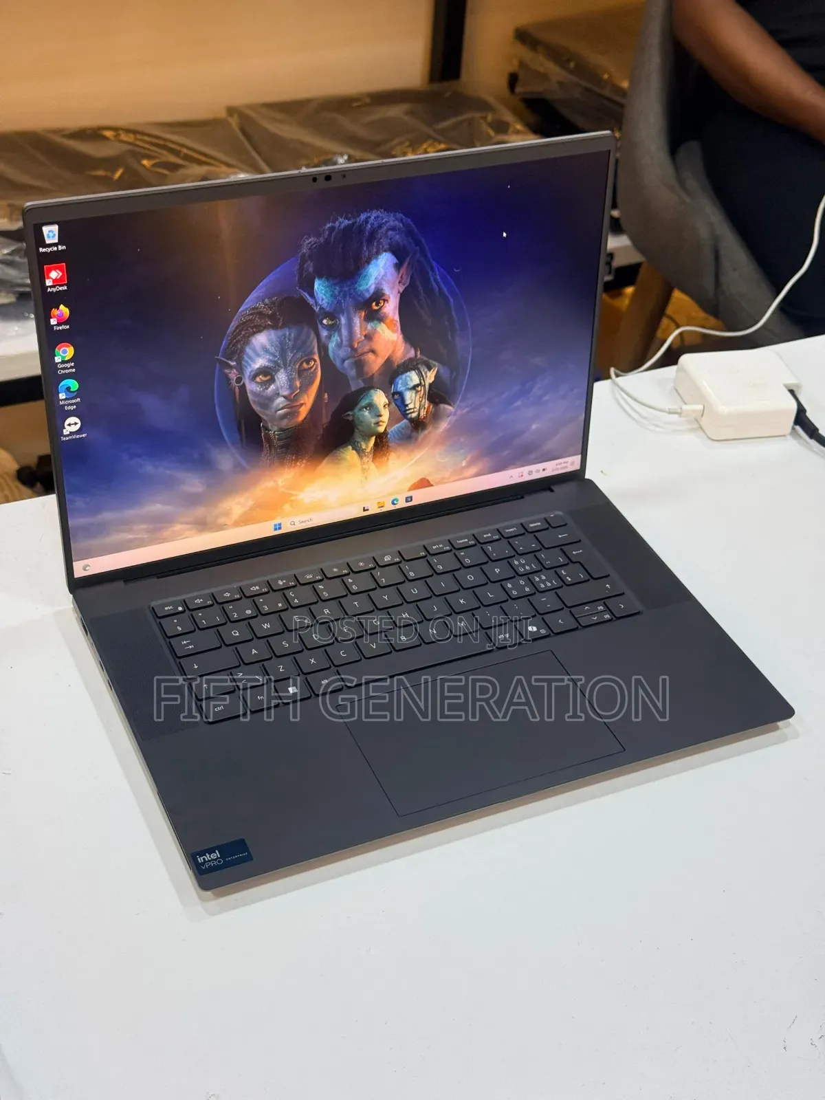 Laptop Dell Precision 5690 32GB Intel Core Ultra 7 SSD 1T