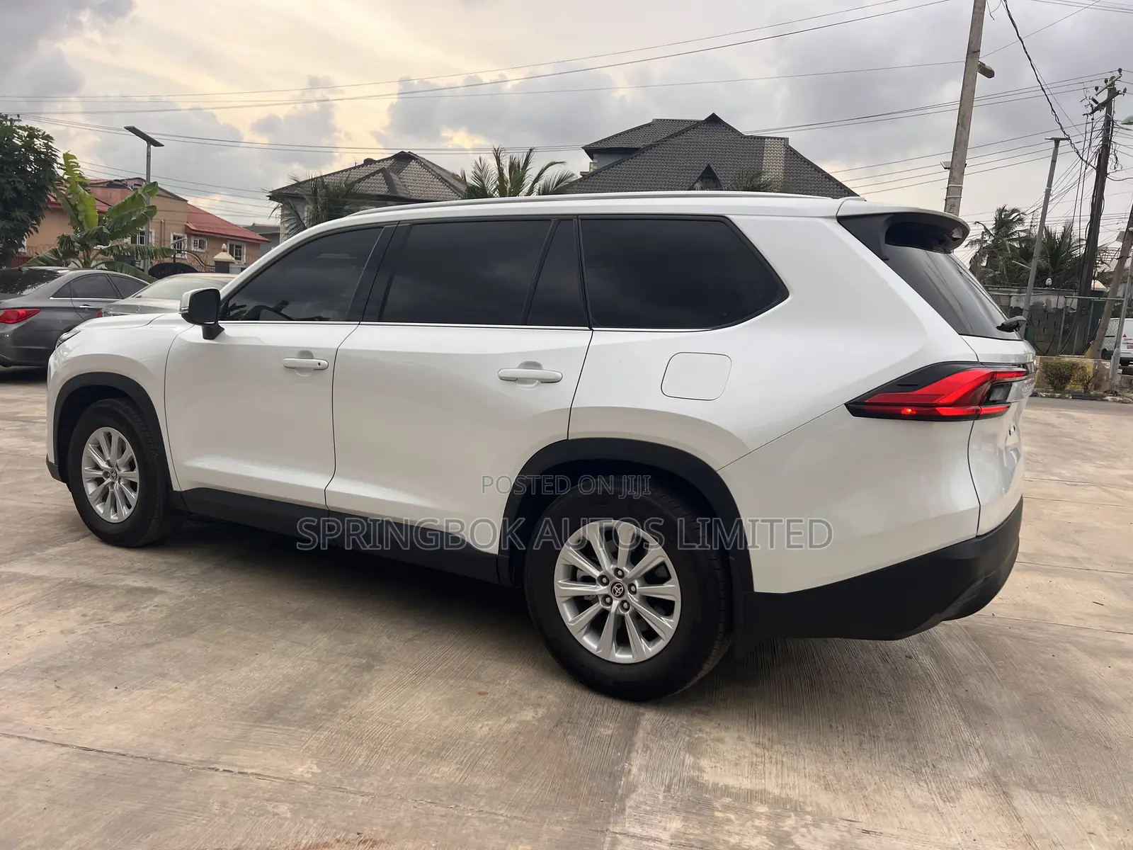 Toyota Grand Highlander XLE FWD 2024 White