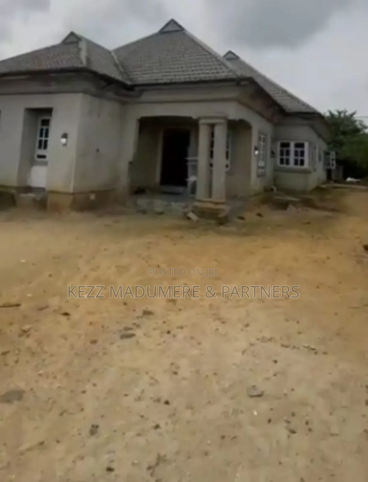 4bdrm Bungalow in Rumuekini Port, Obio-Akpor for sale