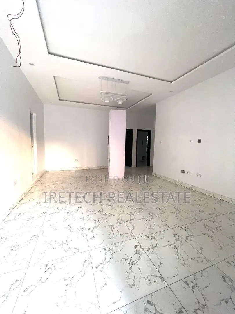 2bdrm Apartment in Mobil Road Ajah, Off Lekki-Epe Expressway for sale