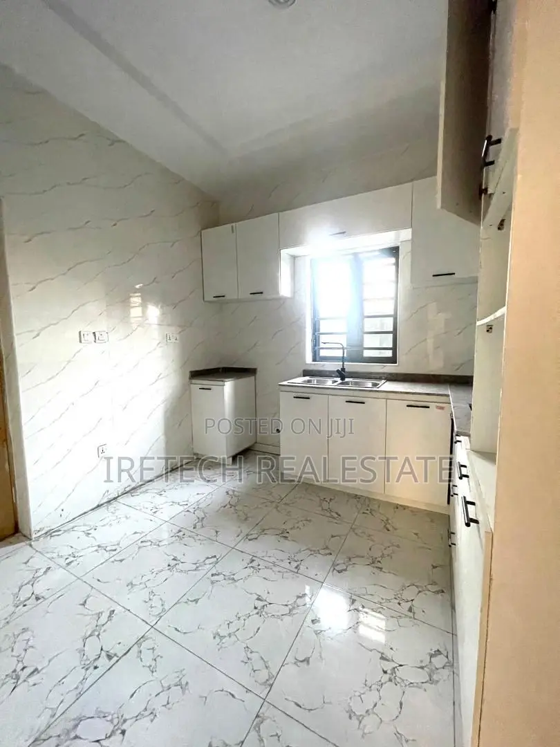 2bdrm Apartment in Mobil Road Ajah, Off Lekki-Epe Expressway for sale