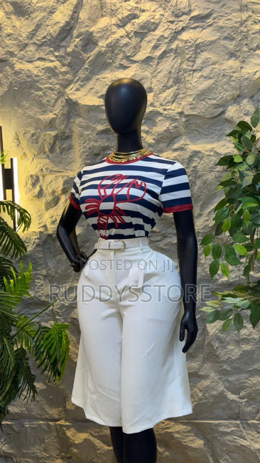Stylish High-Waist Ladies Short