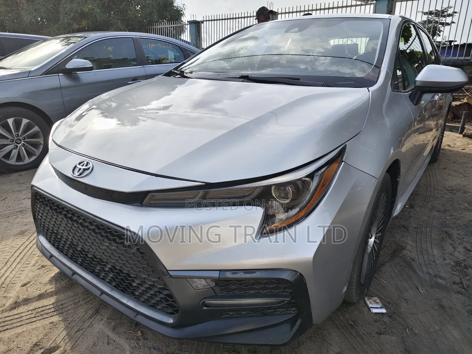 Toyota Corolla LE 2022 Silver