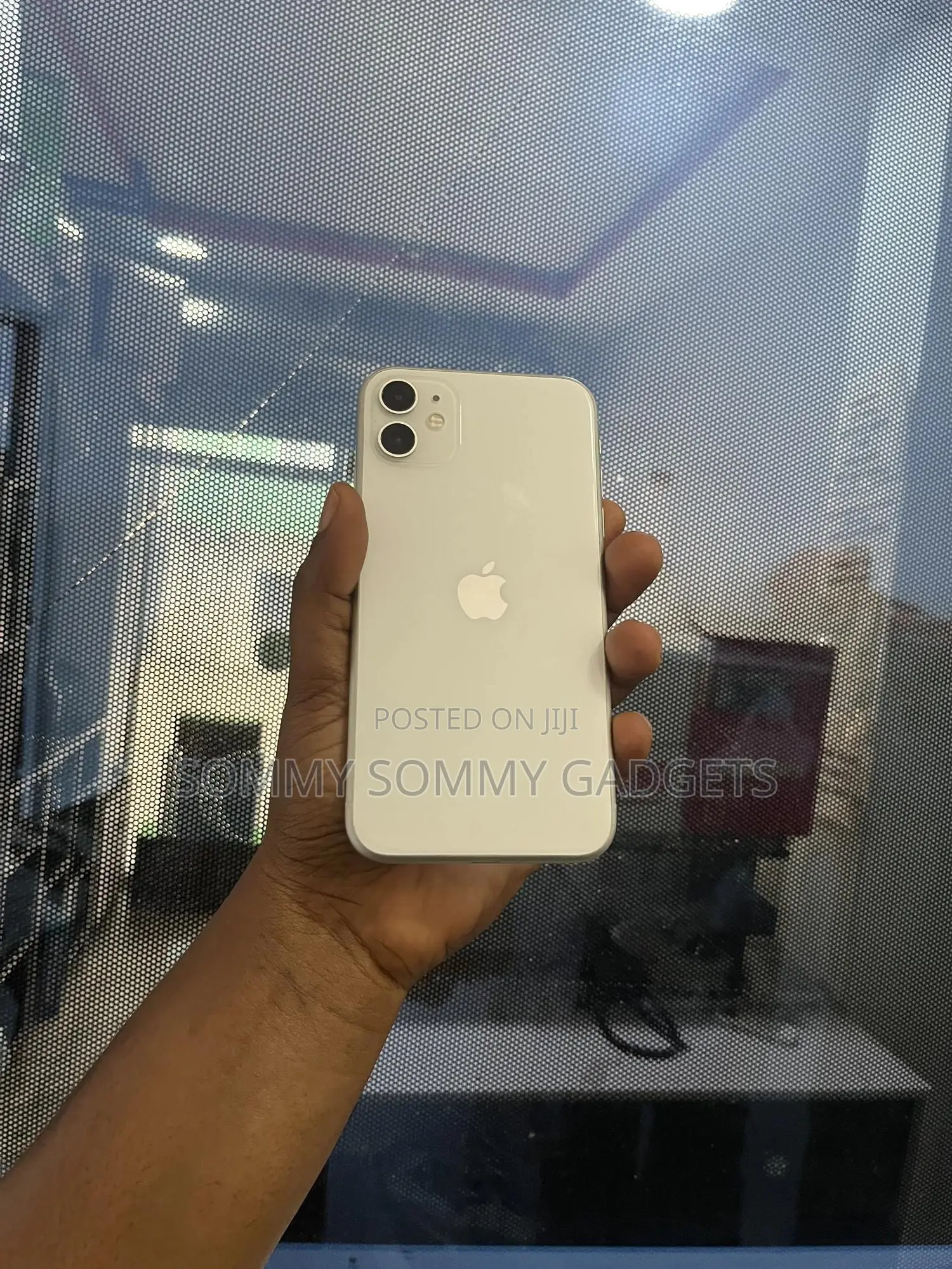 Apple iPhone 11 64 GB White