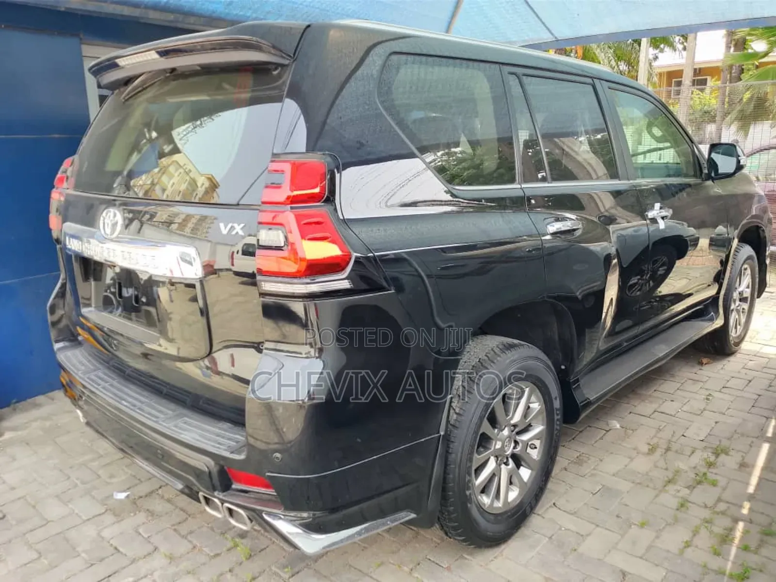 New Toyota Land Cruiser Prado 4.0 2023 Black