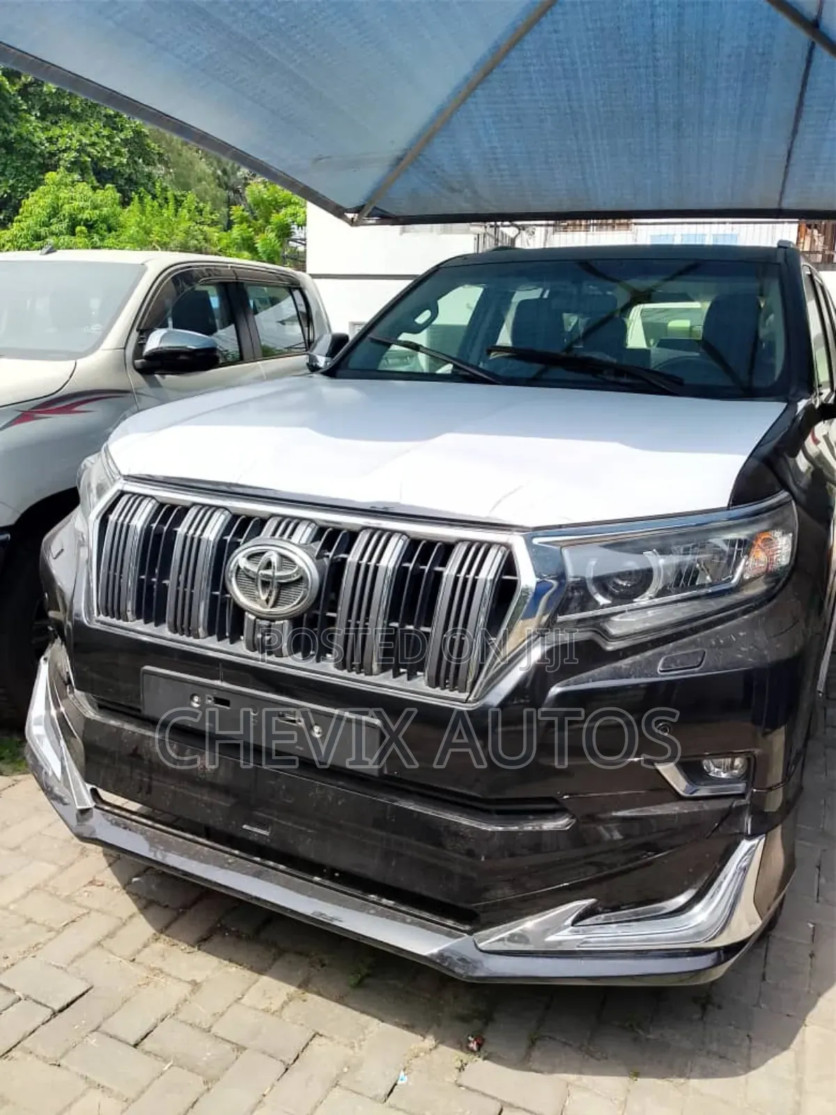 New Toyota Land Cruiser Prado 4.0 2023 Black