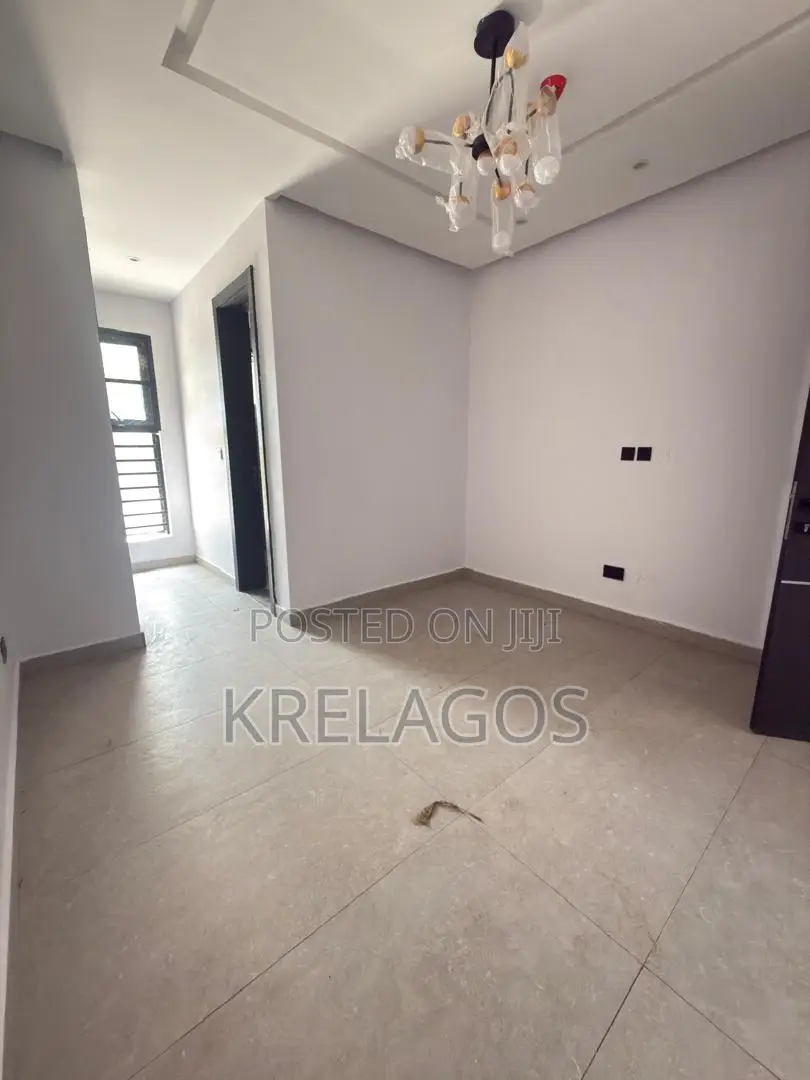 4bdrm Duplex in Old Ikoyi for rent