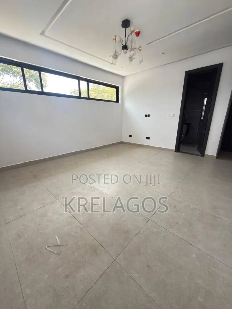 4bdrm Duplex in Old Ikoyi for rent