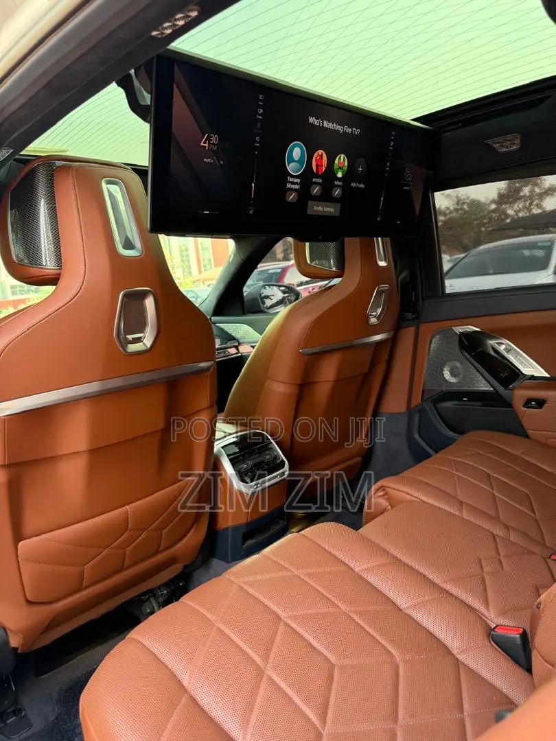 BMW 7 Series 760i xDrive AWD 2023 Gray