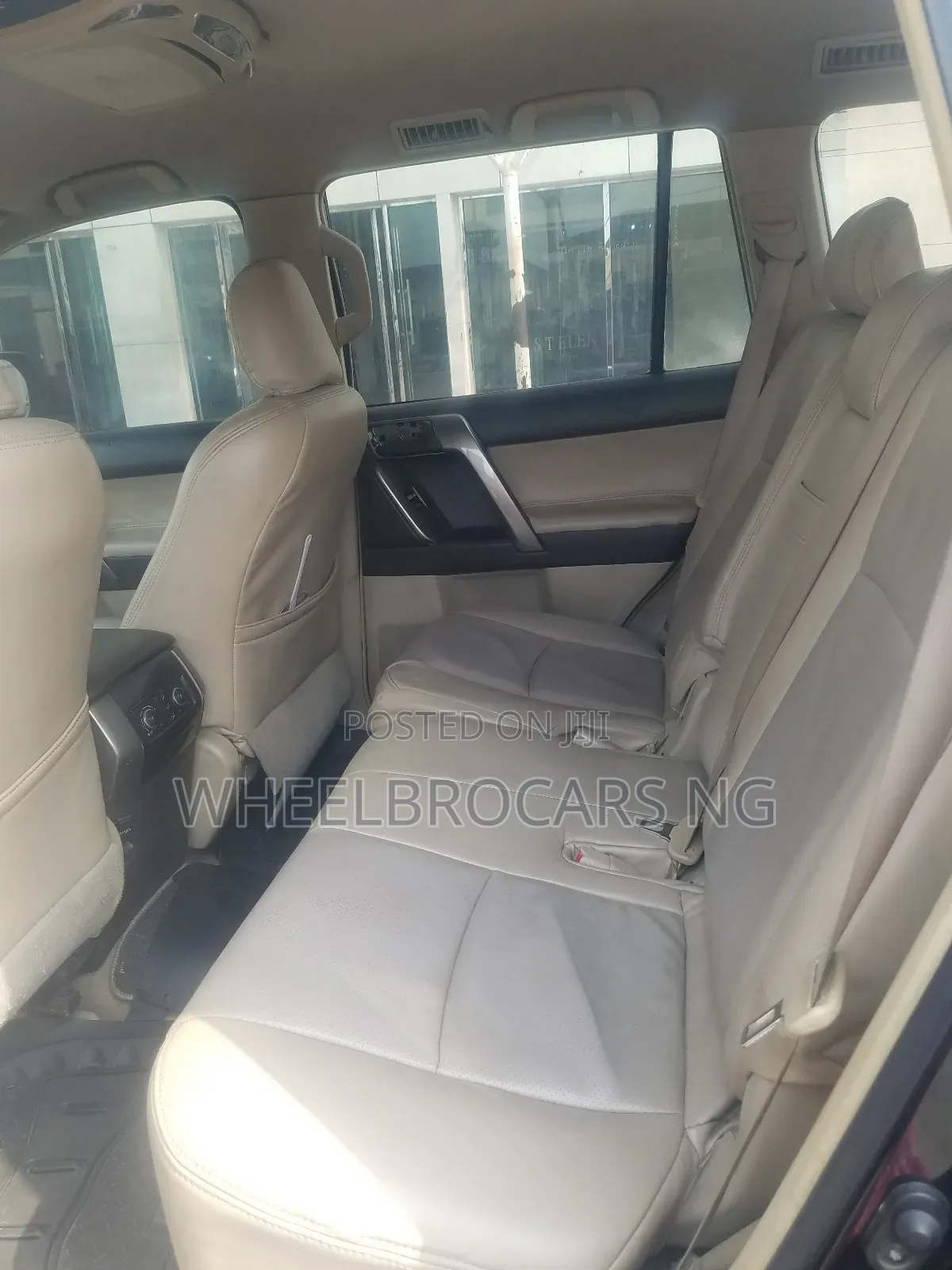 Toyota Land Cruiser Prado 2.7 i 2012 Black