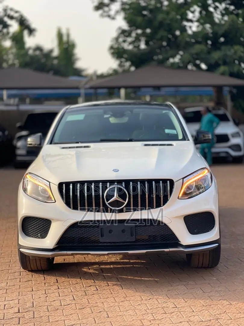 Mercedes-Benz GLE-Class AMG GLE 43 4MATIC 2017 White
