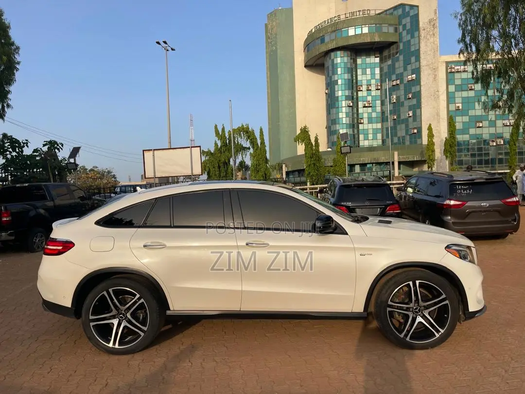 Mercedes-Benz GLE-Class AMG GLE 43 4MATIC 2017 White