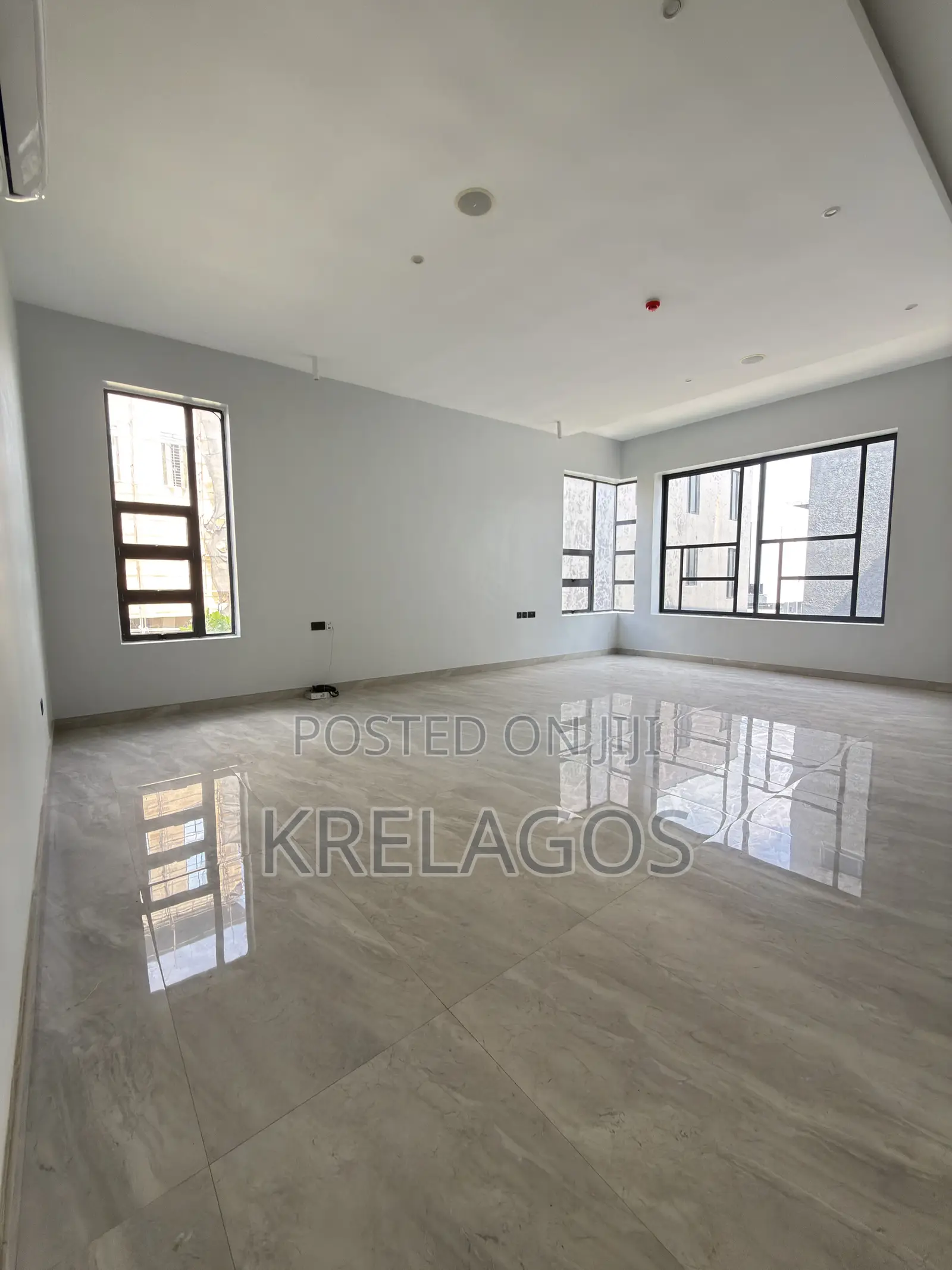 5bdrm House in Ikoyi for sale